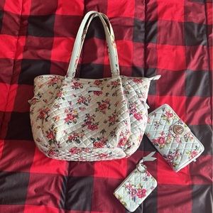 Vera Bradley Purse Set